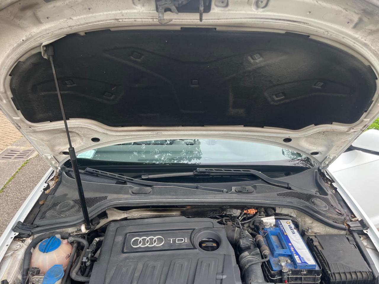 Audi A3 Cabrio 1.6 TDI NEOPATENTATI - 2011