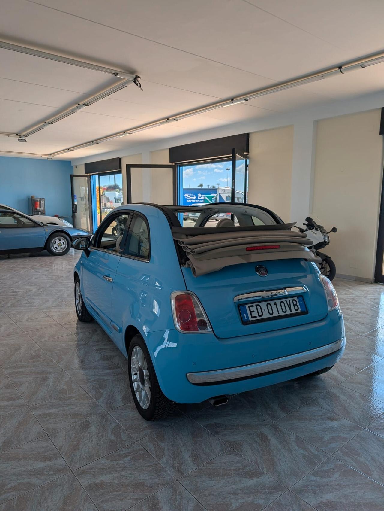 Fiat 500C Poltrona FRAU PER AMATORI