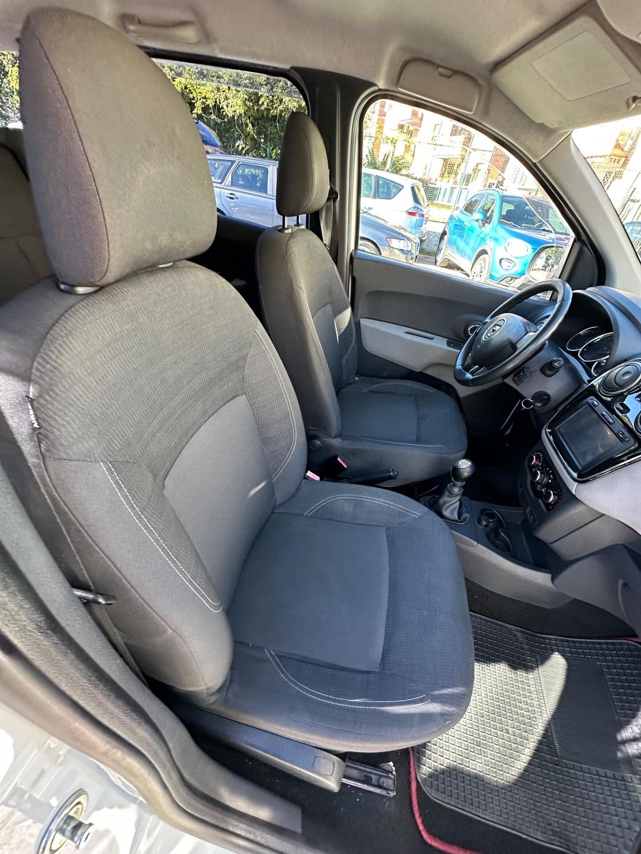 Dacia Lodgy 1.5 dCi 8V 110CV 7 posti Lauréate