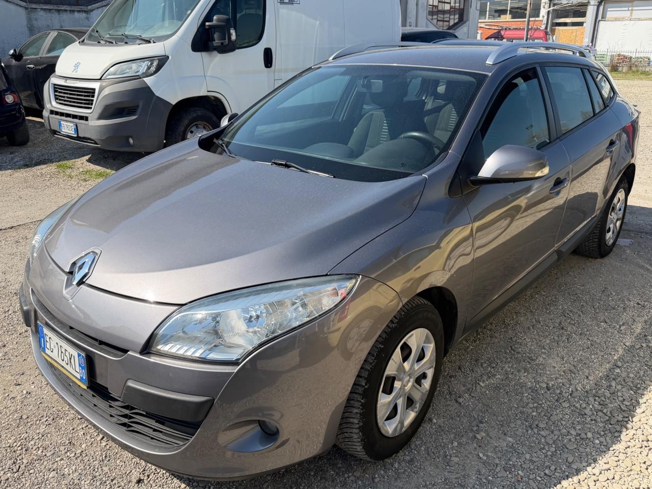 Renault Megane Mégane 1.5 dCi 110CV EDC Attractive