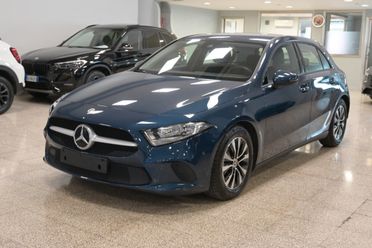MERCEDES-BENZ A 160 109CV 6M. BUSINESS SOLUTION ( NAVI PREMIUM - CRUISE - PARK ASSIST - TELECAMERA POST. )