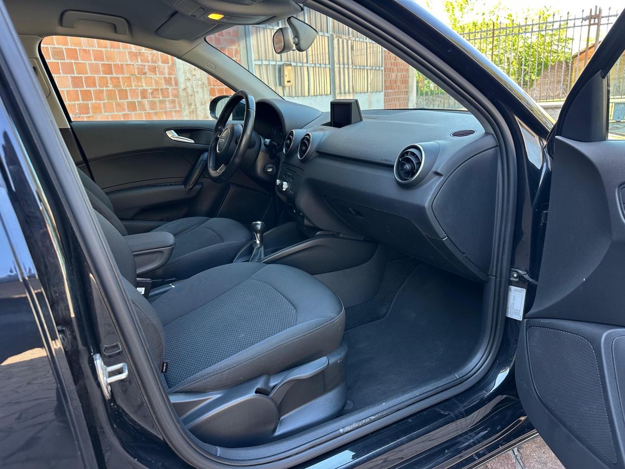 Audi A1 SPB 1.6 TDI Ambition 5P. NEOPATENTATI