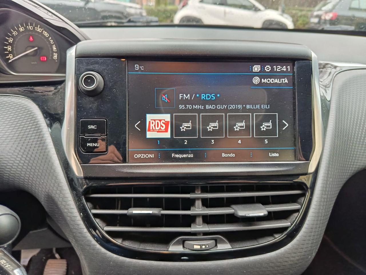 Peugeot 208 Allure 1.2 PureTech 82 #8383