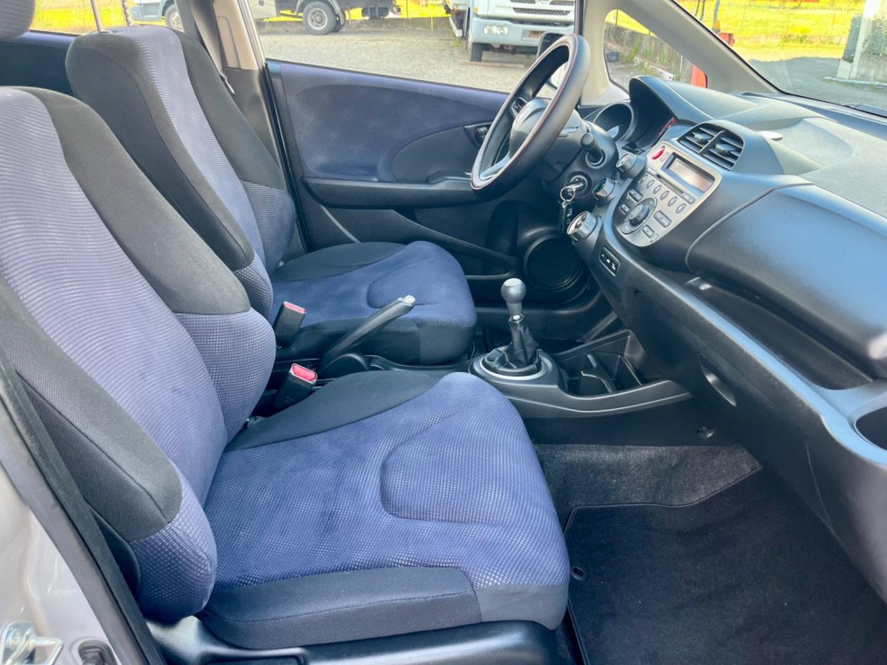 Honda Jazz 1.2benz 2013 95.000km per neopatentati