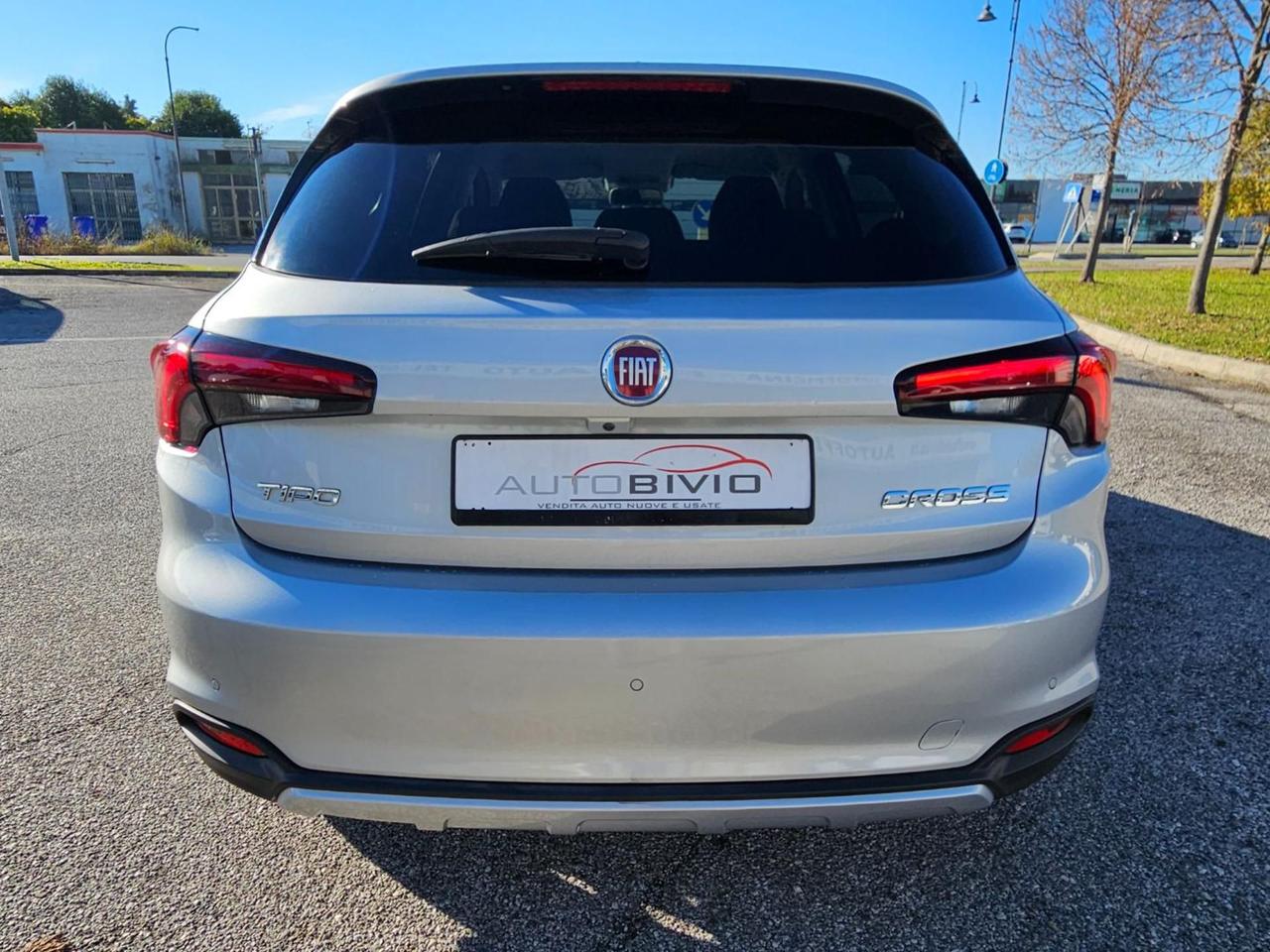 Fiat Tipo 1.0 5 porte Cross/ FULL OPTIONAL!