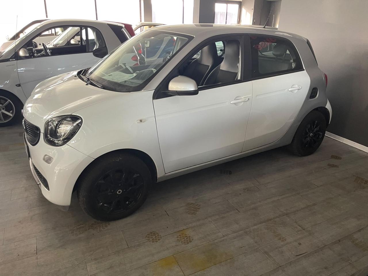 Smart ForTwo 1000 52 kW MHD cabrio passion