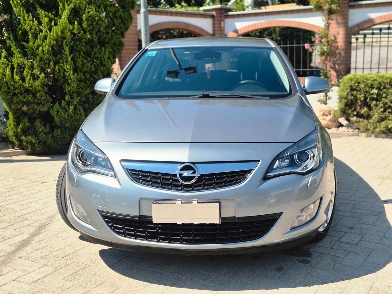 Opel Astra 1.7 CDTI 125CV 5 porte Enjoy/2010 /EURO 5