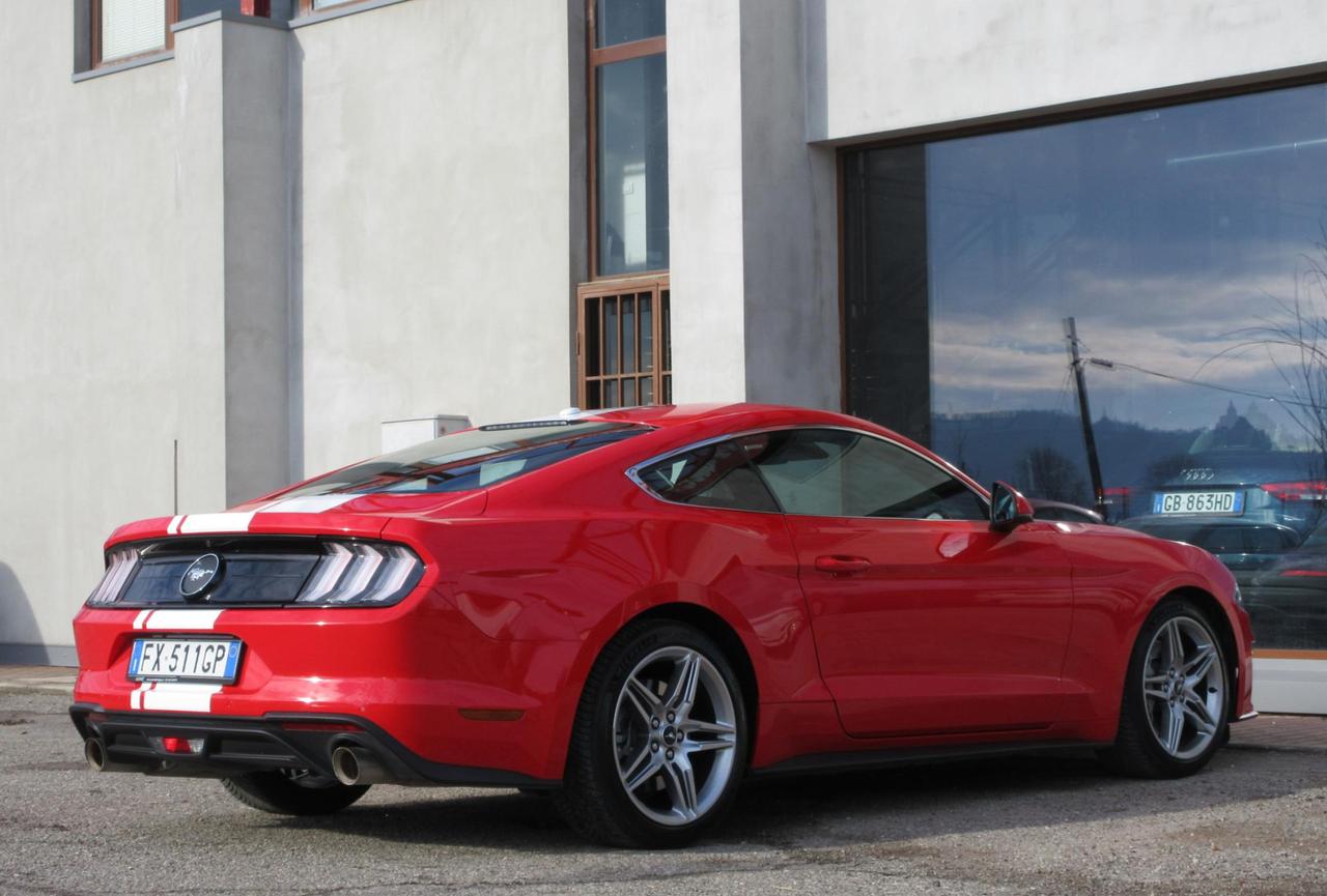 Ford Mustang Fastback 2.3 ecoboost 290cv auto