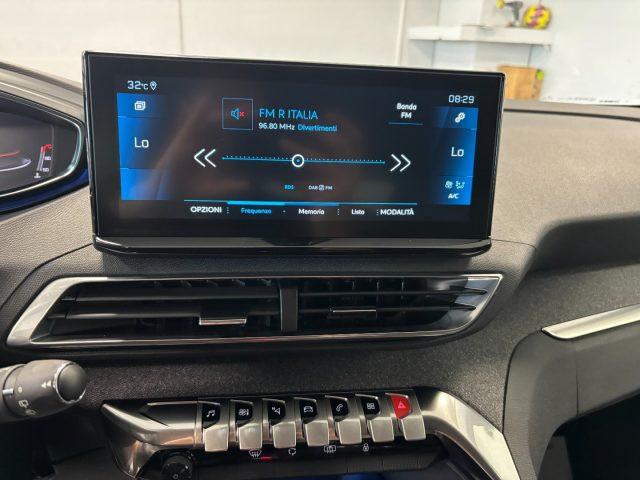PEUGEOT 5008 7 Posti Allure Pack 1.5 Diesel