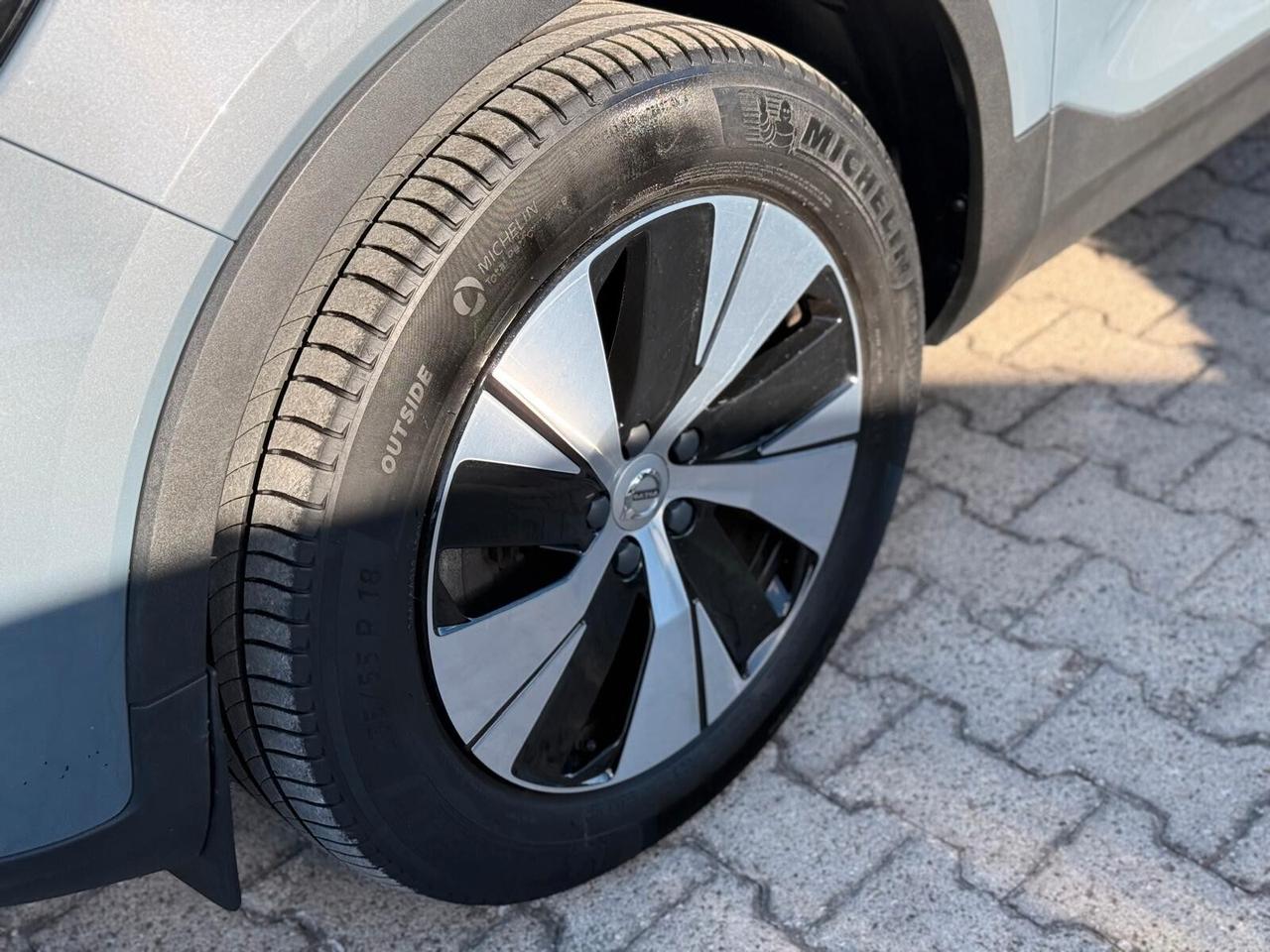 Volvo XC40 T4 Recharge Plug-in Hybrid 211cv Essential