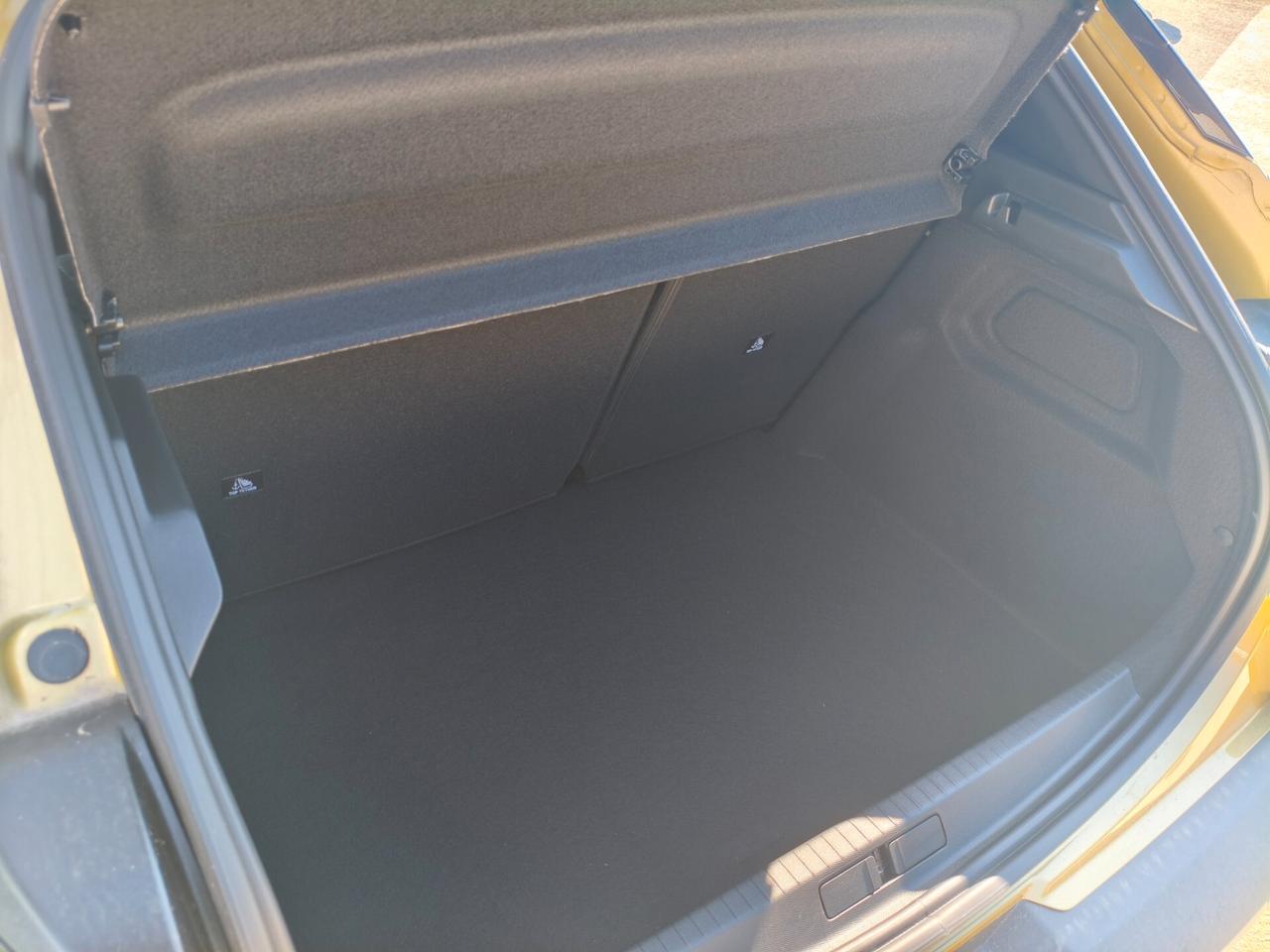 Lancia Ypsilon Hybrid