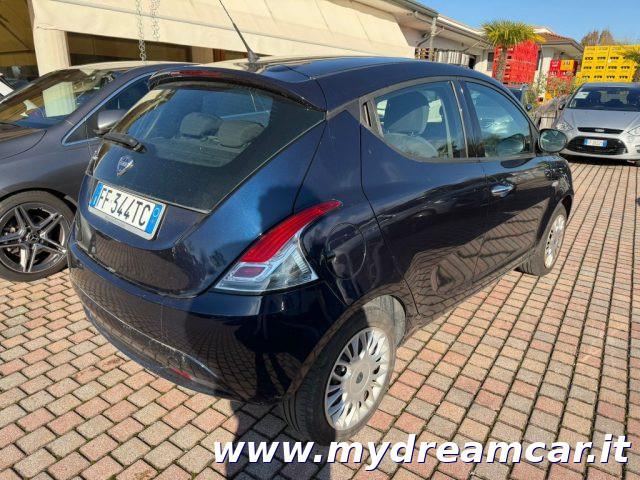 LANCIA Ypsilon 1.2 69 CV 5 porte GPL Ecochic Gold