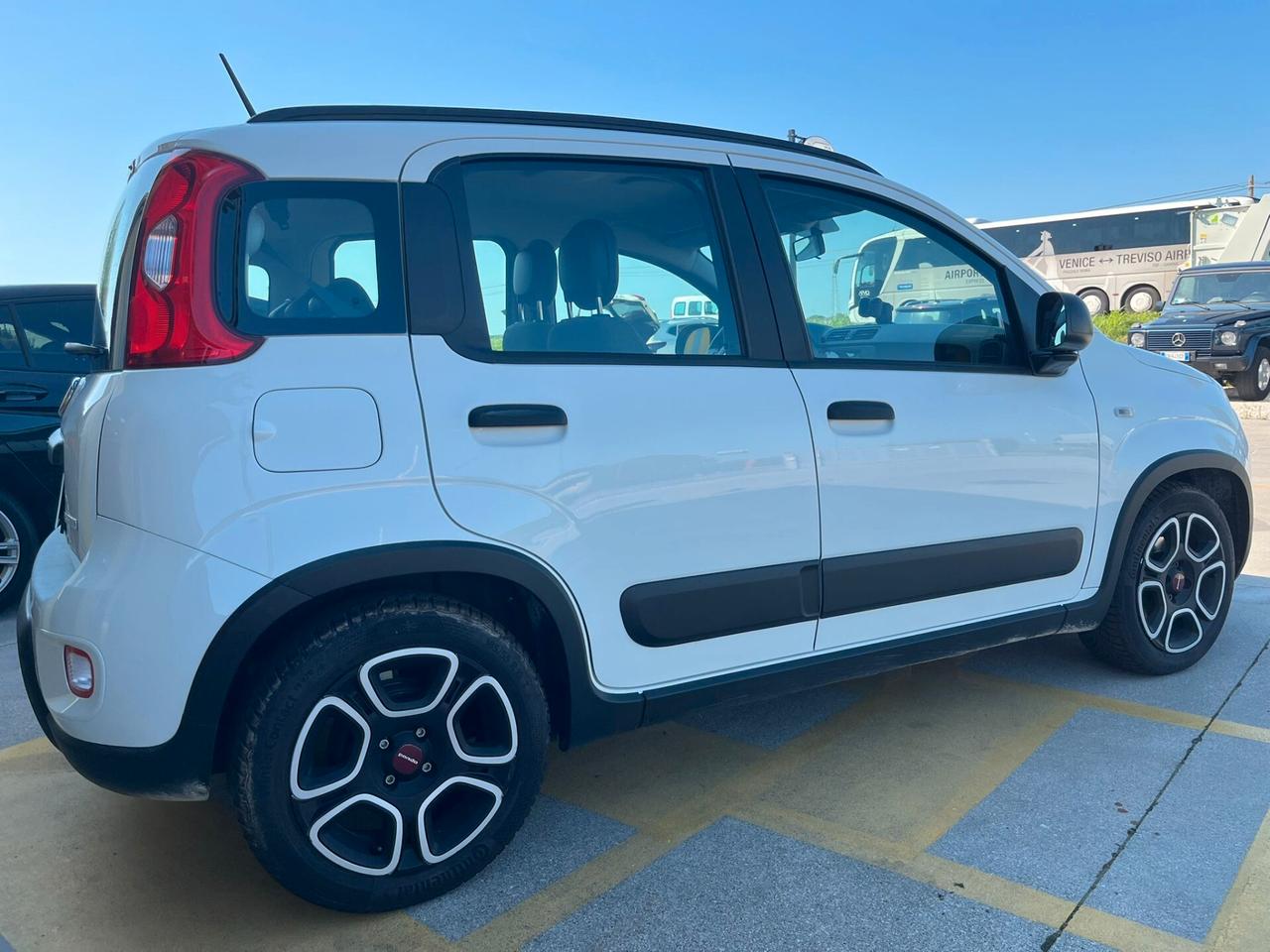 Fiat Panda 1.0 FireFly S&S Hybrid