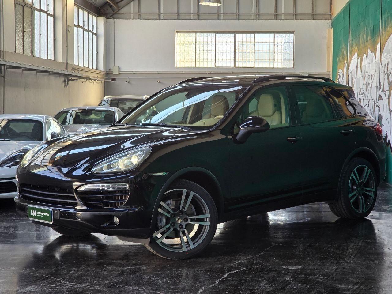 Porsche Cayenne 958 3.0 TDi *TETTO