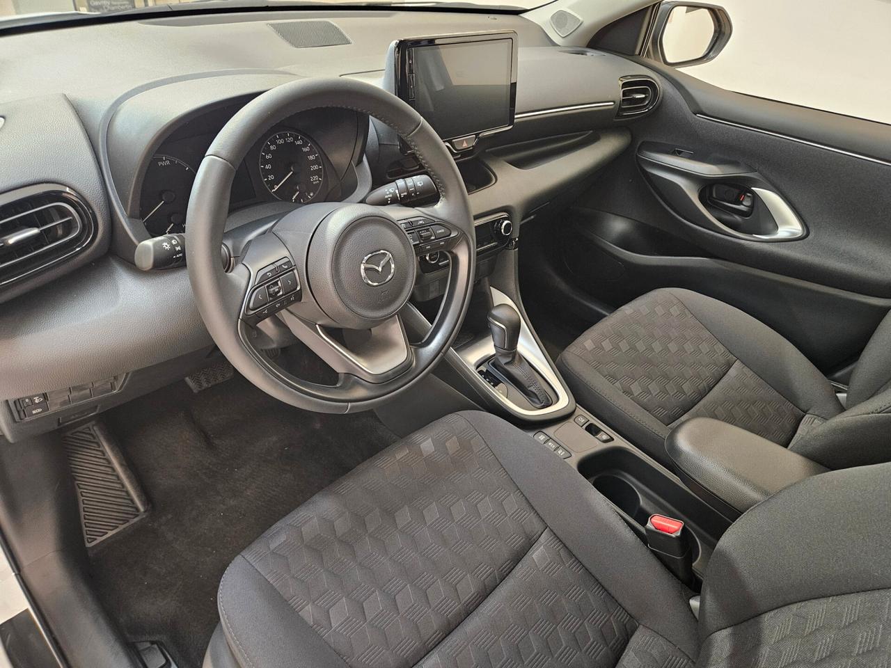 Mazda 2 1.5 VVT e-CVT Full Hybrid Centre Line