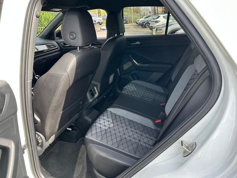 Volkswagen T-Roc 2022 1.5 TSI ACT R Line