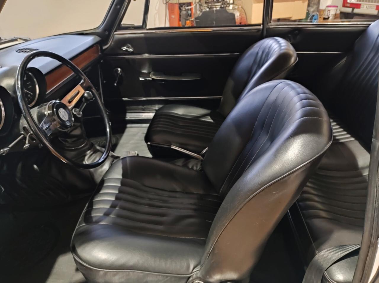 Alfa Romeo GT Gt1300Junior - Scalino - Restauro totale