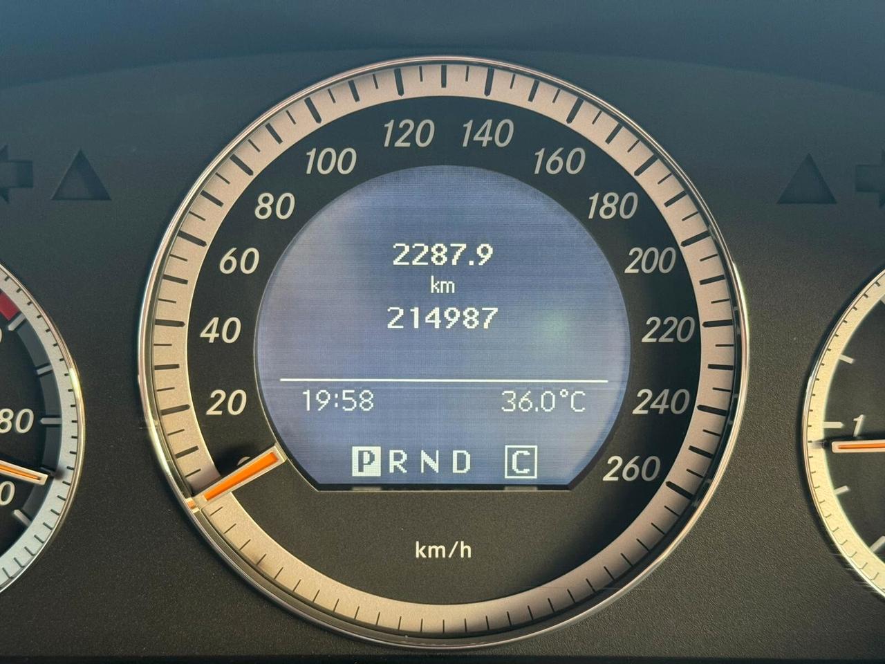 Mercedes C 220