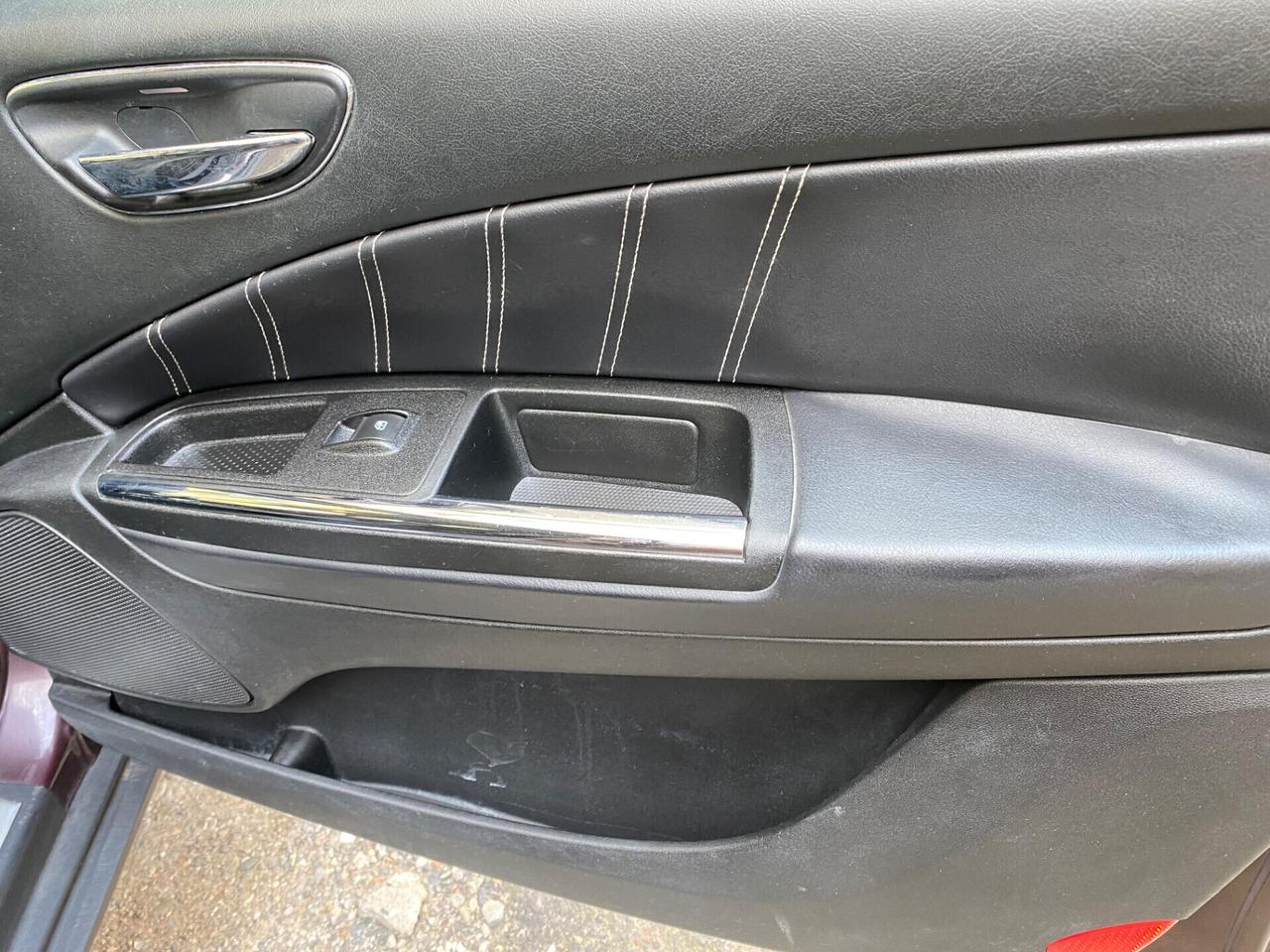 Lancia Delta 1.6 MJT DPF Platino