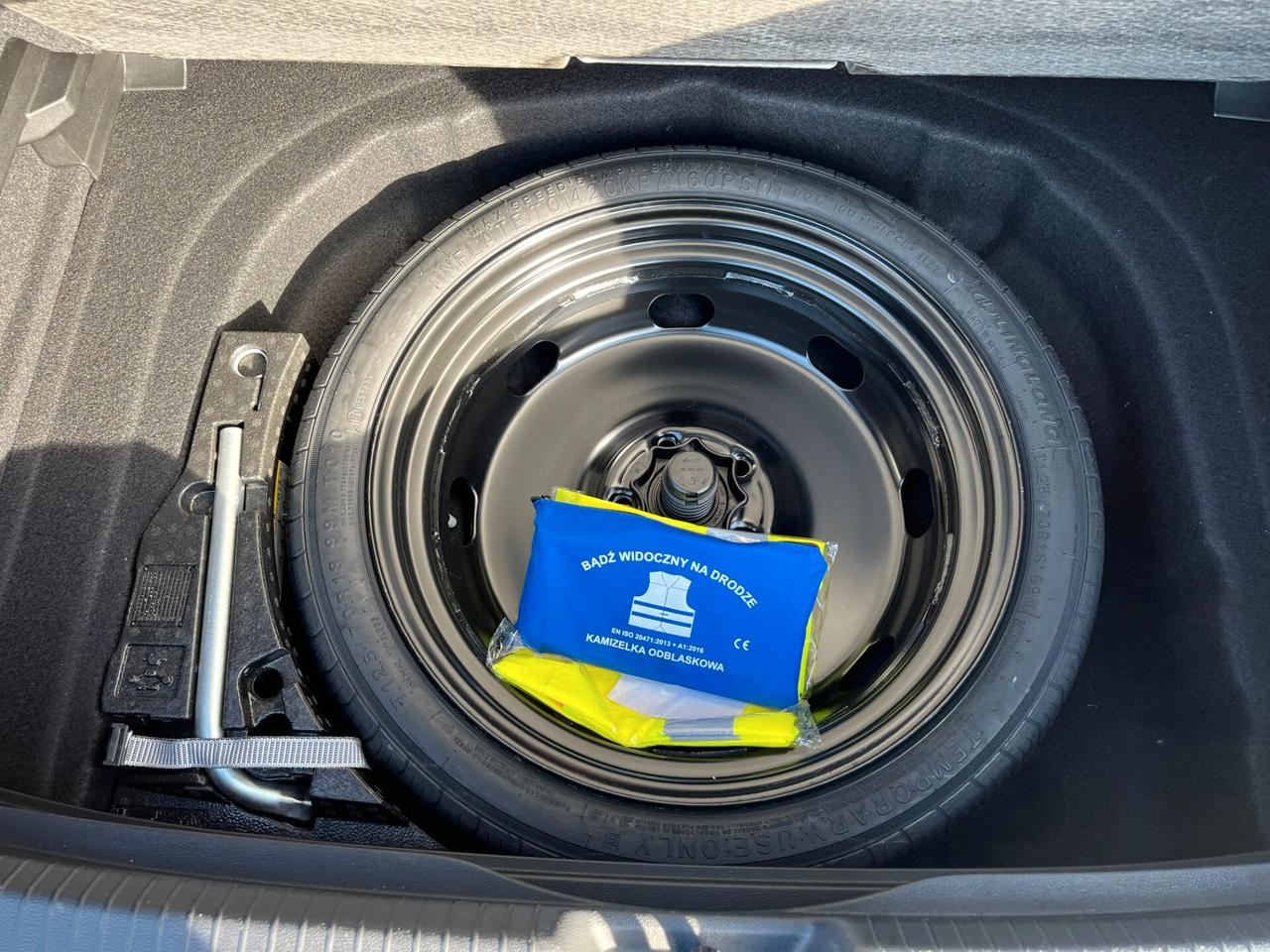 Volkswagen Golf 8 2.0 TDI 115 CV SCR Life