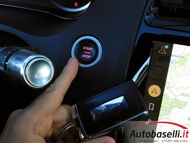 JAGUAR E-Pace 2.0D MHEV 163 CV AWD R-DYNAMIC BLACK AUTOMATICA