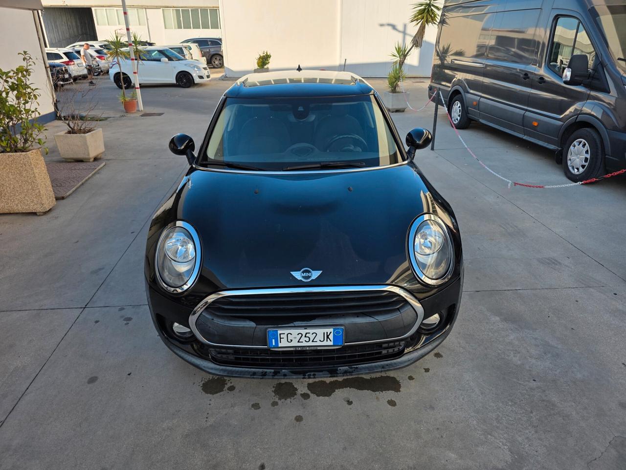 Mini One Clubman 1.5 D Hype km veri