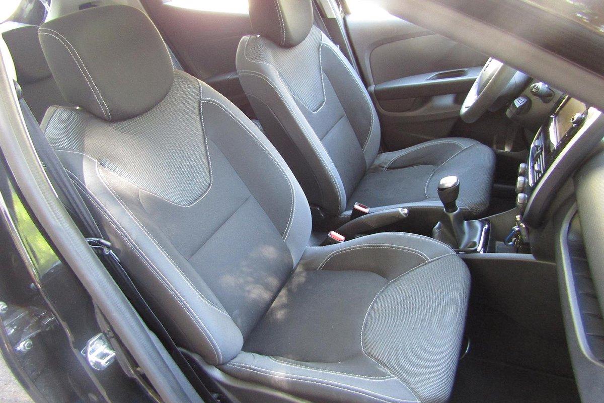 RENAULT Clio TCe 12V 90 CV 5 porte Moschino Intens