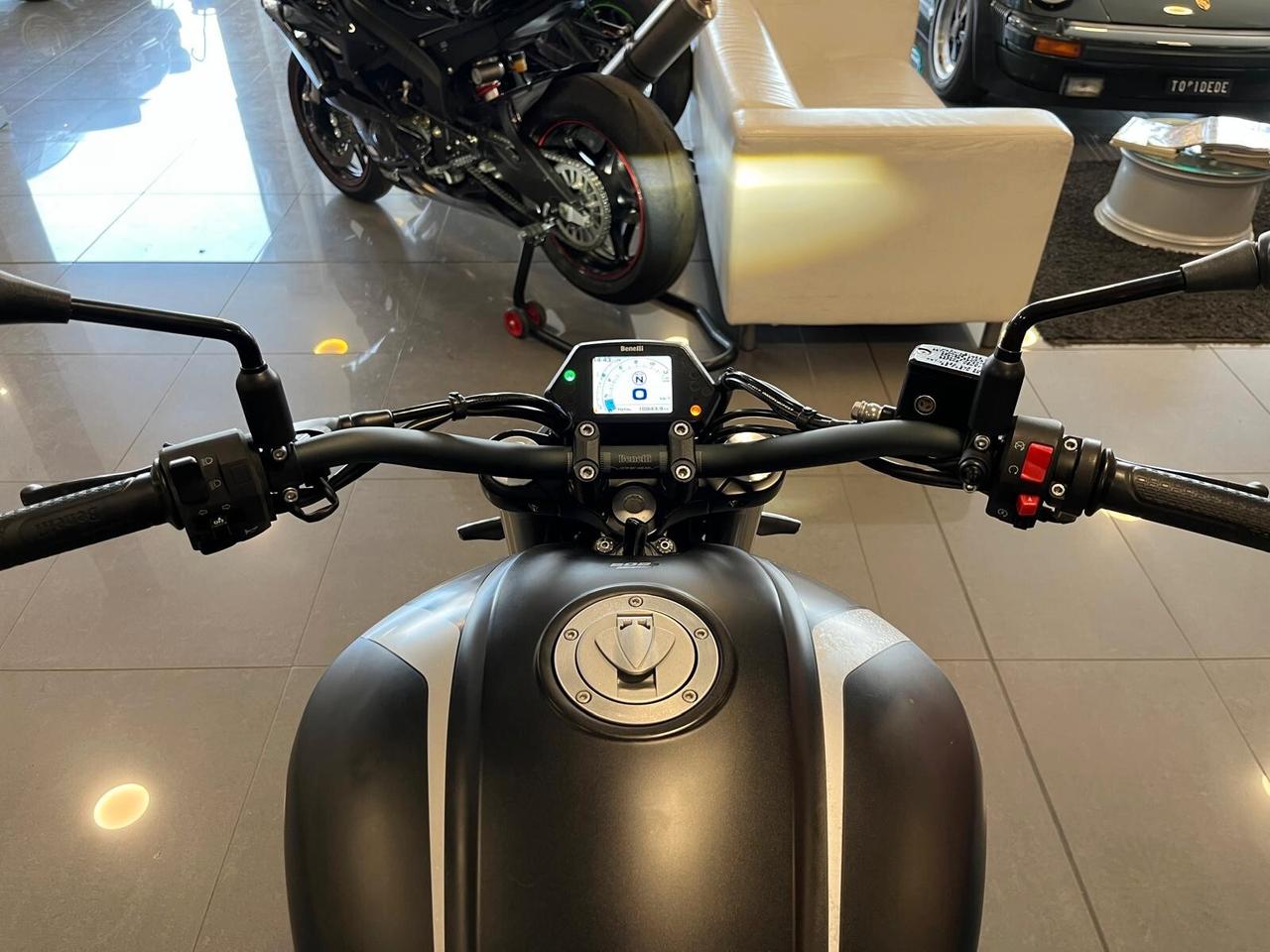 Benelli 502C Cruiser