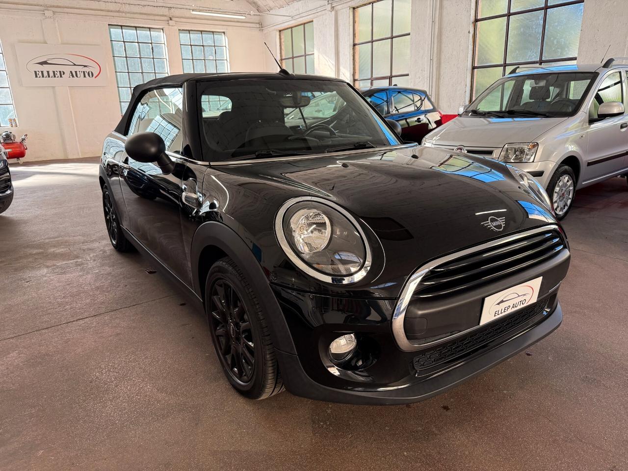 Mini One Cabrio 1.5 - SERVICE MINI