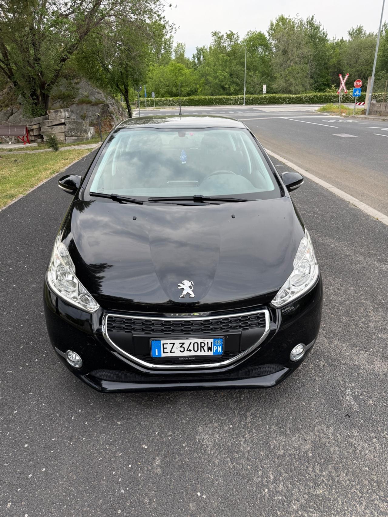 Peugeot 208 PureTech 82 5 porte Access