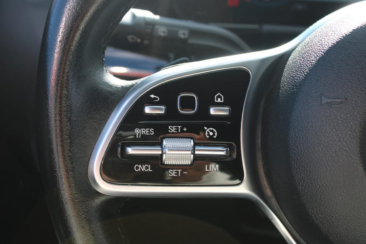 Mercedes-benz GLA Tua A SOLI 261€