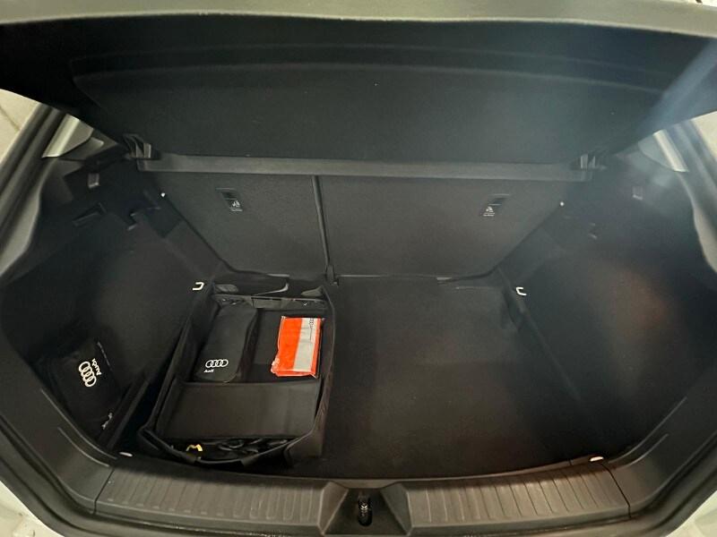 AUDI A1 2ª serie A1 citycarver 30 TFSI S troni...