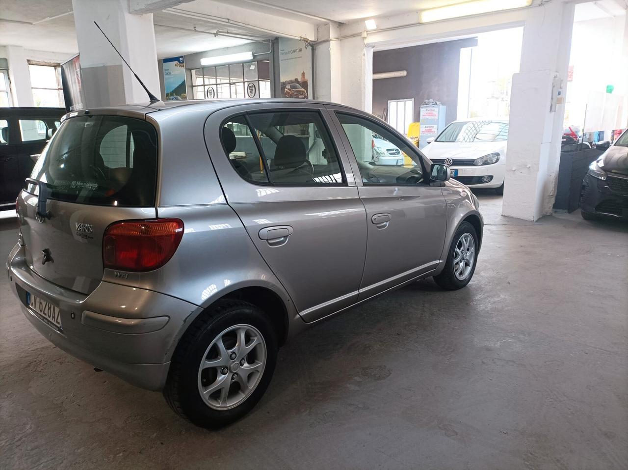 Toyota Yaris 1.0i 16V cat 5 porte Sol B.E.L.L.A!!