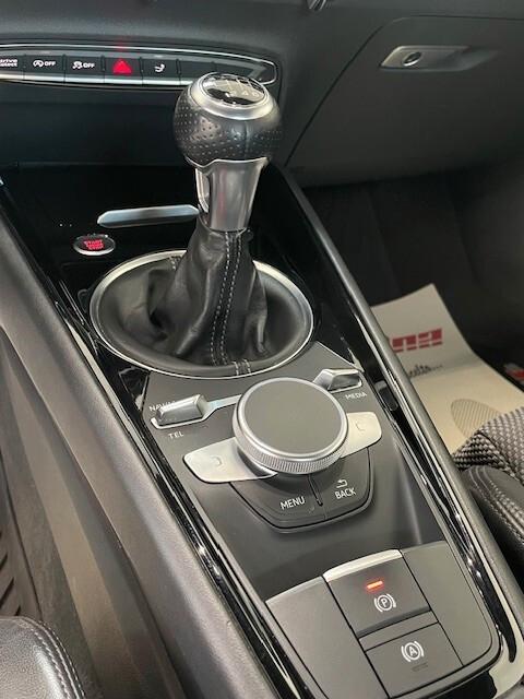 Audi TT Coupé 2.0 TDI ultra S line