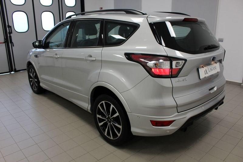 Ford Kuga 2.0 TDCI 150 CV S&S AWD ST-Line