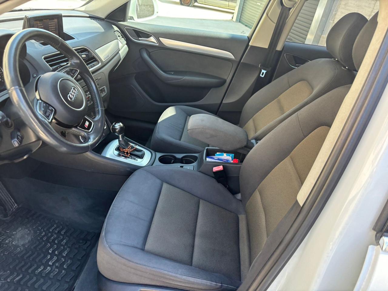 Audi Q3 S tronic 2.0 TDI