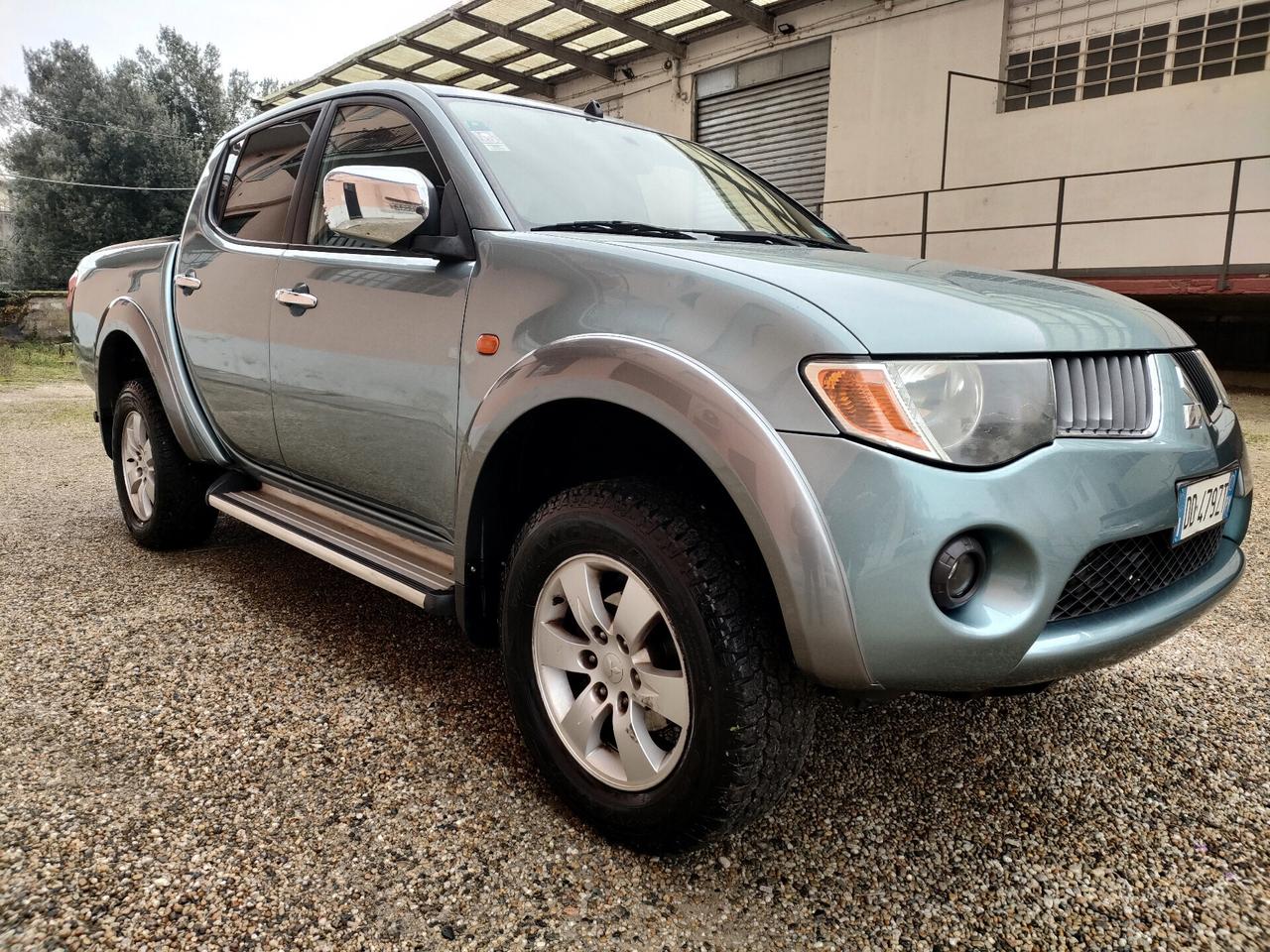 Mitsubishi L200 2.5 DI-D/136CV Double Cab Intense