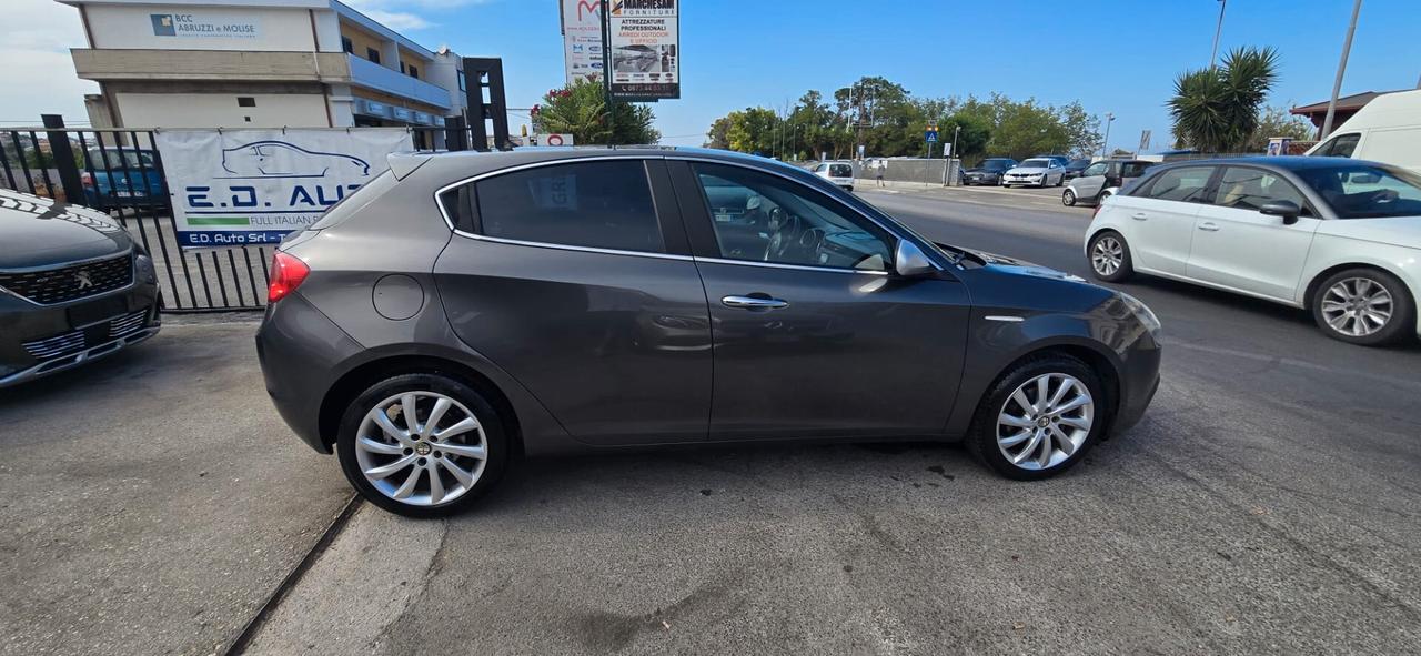 Alfa Romeo Giulietta 1.6 JTDm-2 105 CV Exclusive