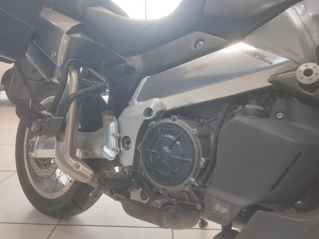 Aprilia Caponord 1000