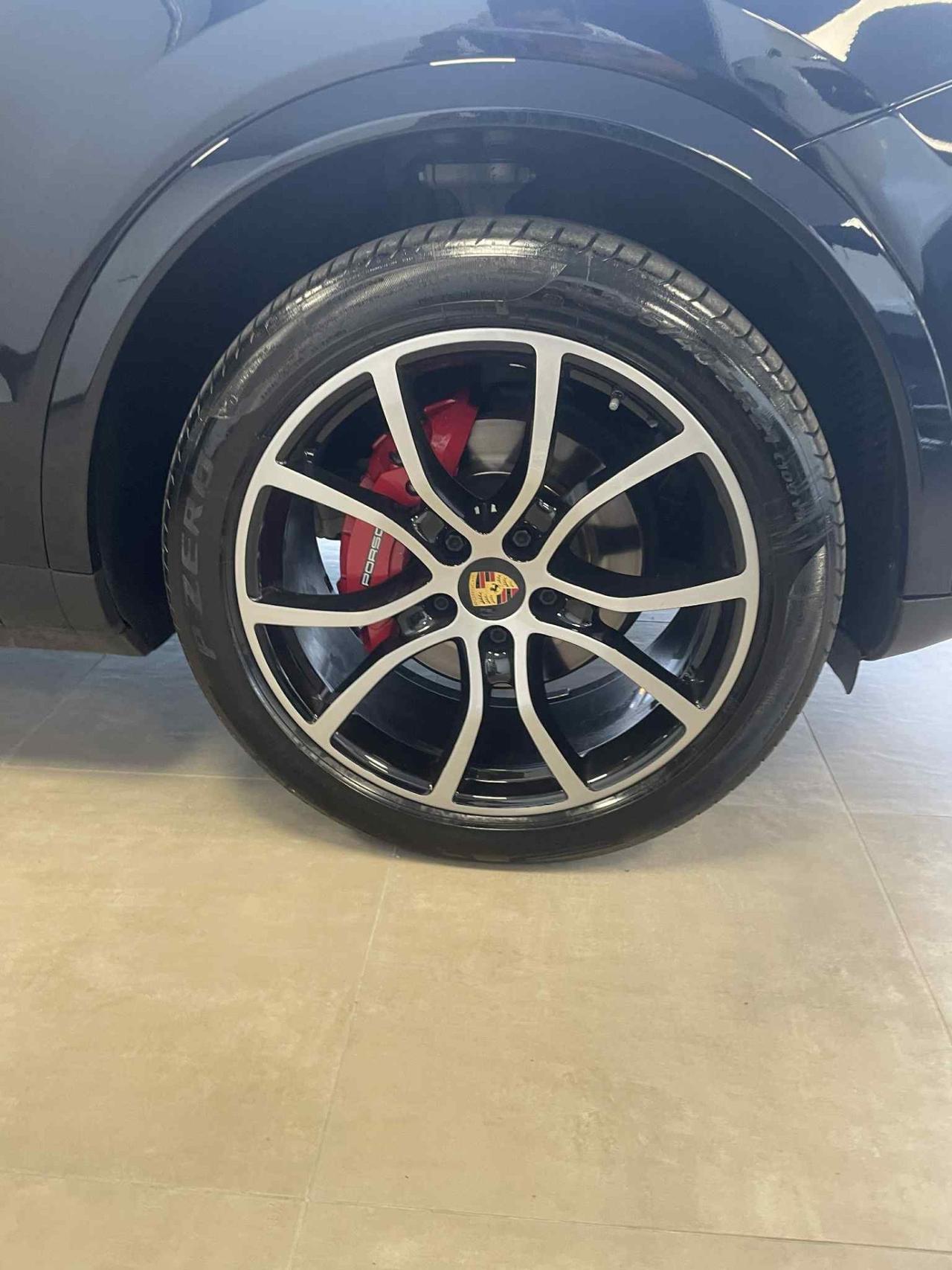 Porsche Cayenne 3.0 V6