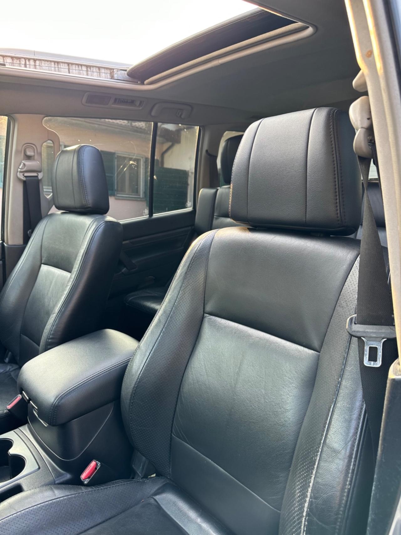 Mitsubishi PAJERO 3.2 DI-D 7POSTI TETTO 16V 5P INSTYLE
