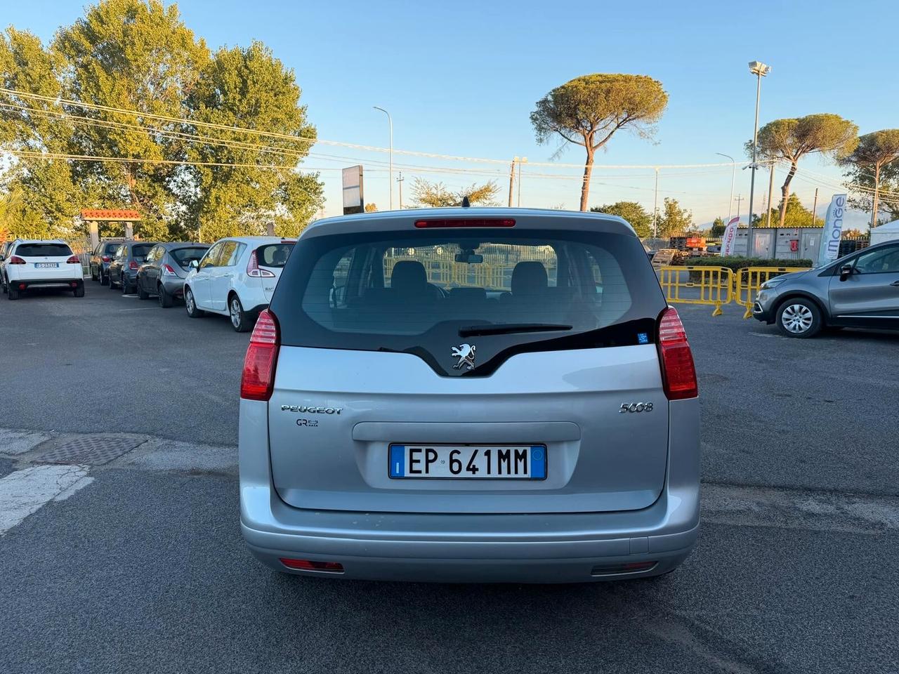 Peugeot 5008 1.6 HDI 115CV ACTIVE 5 POSTI 2013