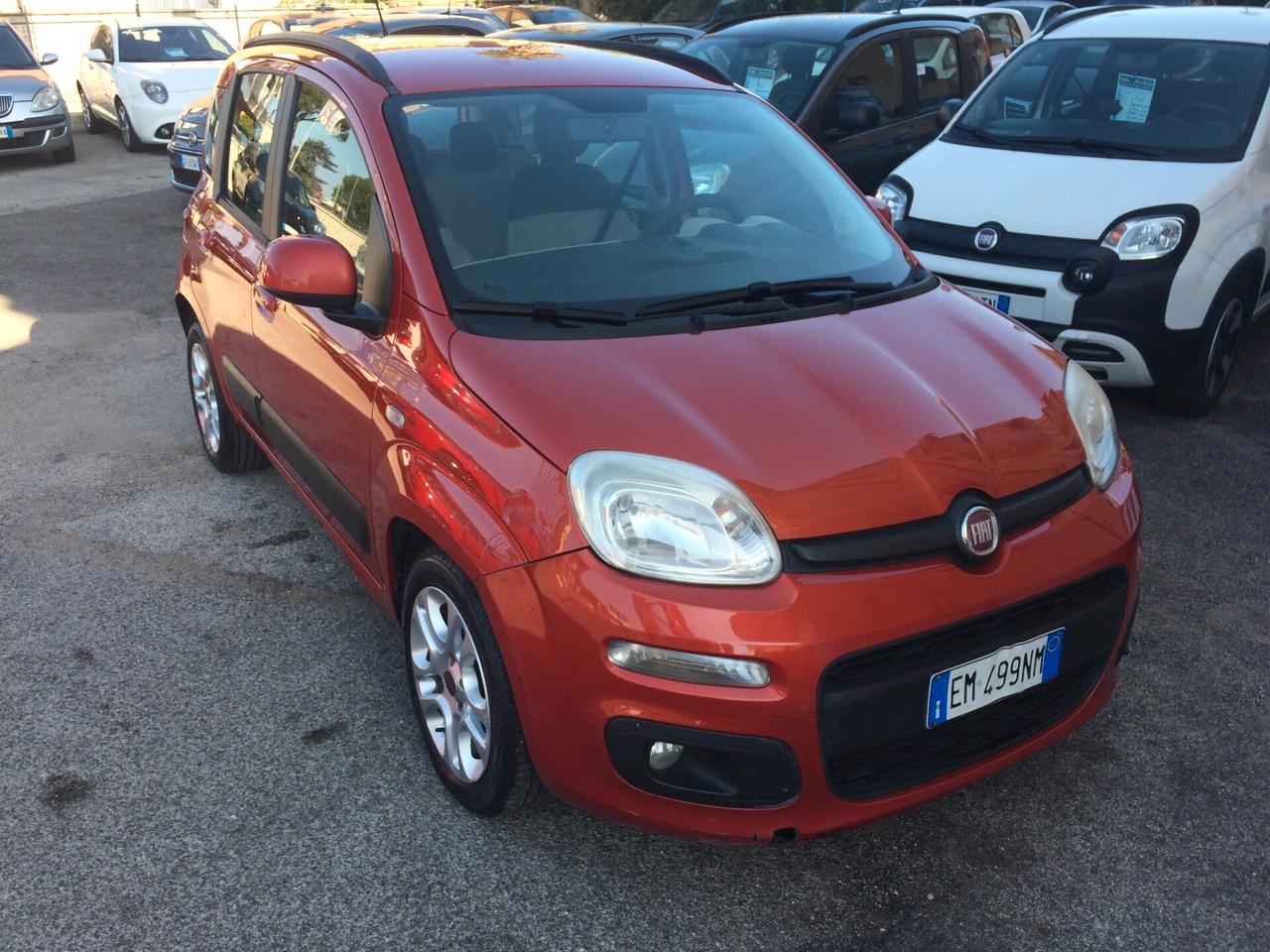 Fiat Panda 1.2 Emotion benzia tagliandata con garanzia e distribuzione eseguita a km 117000!