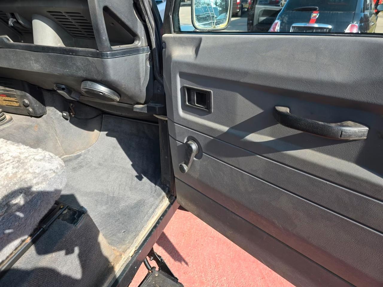 Land Rover Defender 90 2.5 Td5 SW 6 POSTI