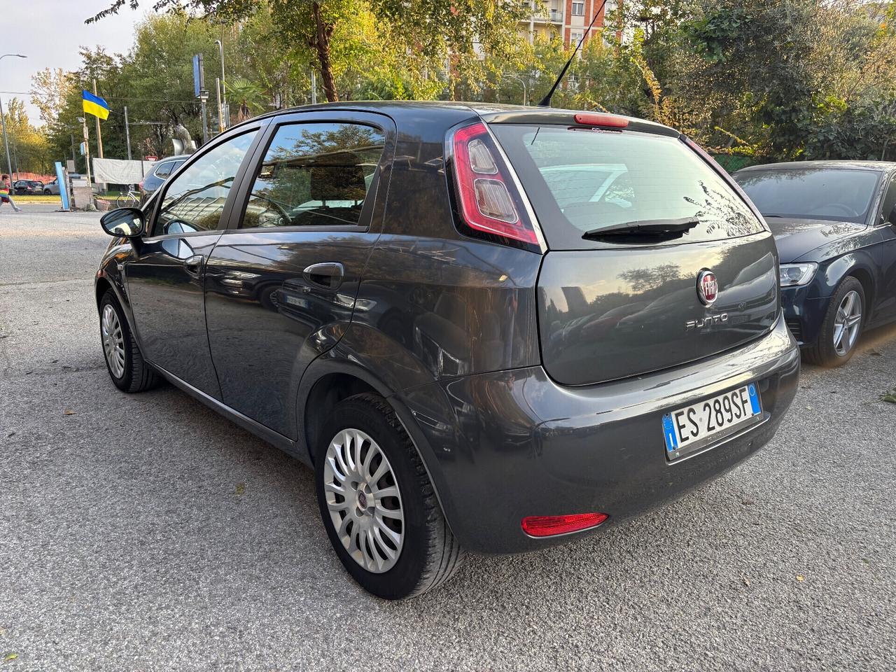Fiat Punto 1.2 8V 5 porte Lounge OK Neopatentati