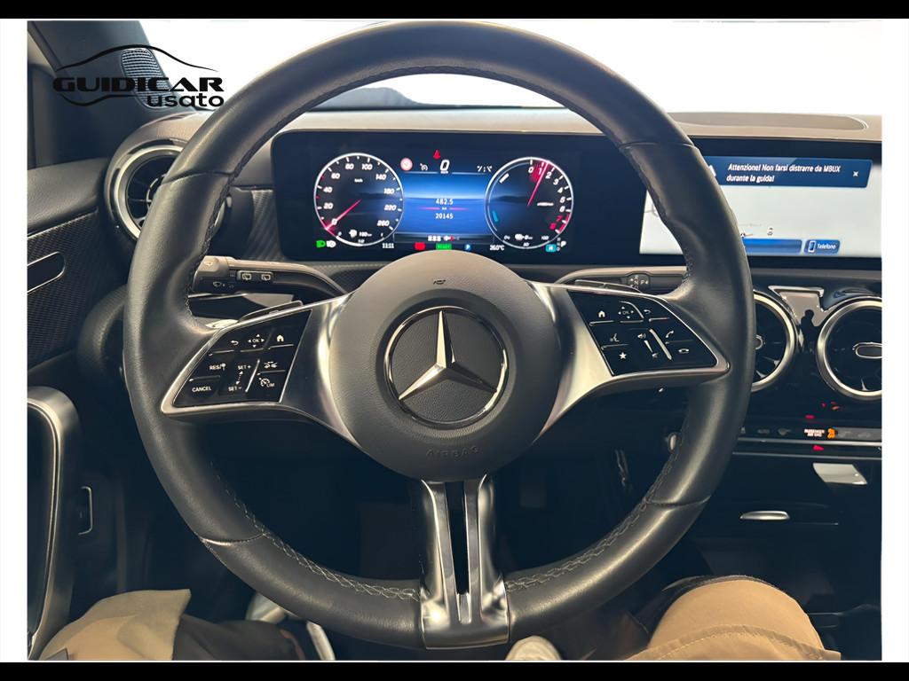 Mercedes-Benz Classe A - W177 2023 - A 250 e phev Progressive Advanced auto