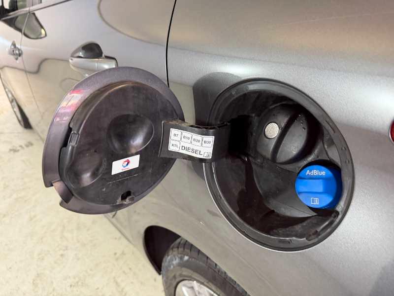 PEUGEOT 208 - 208 1.5 bluehdi Allure s&s 100cv 5p