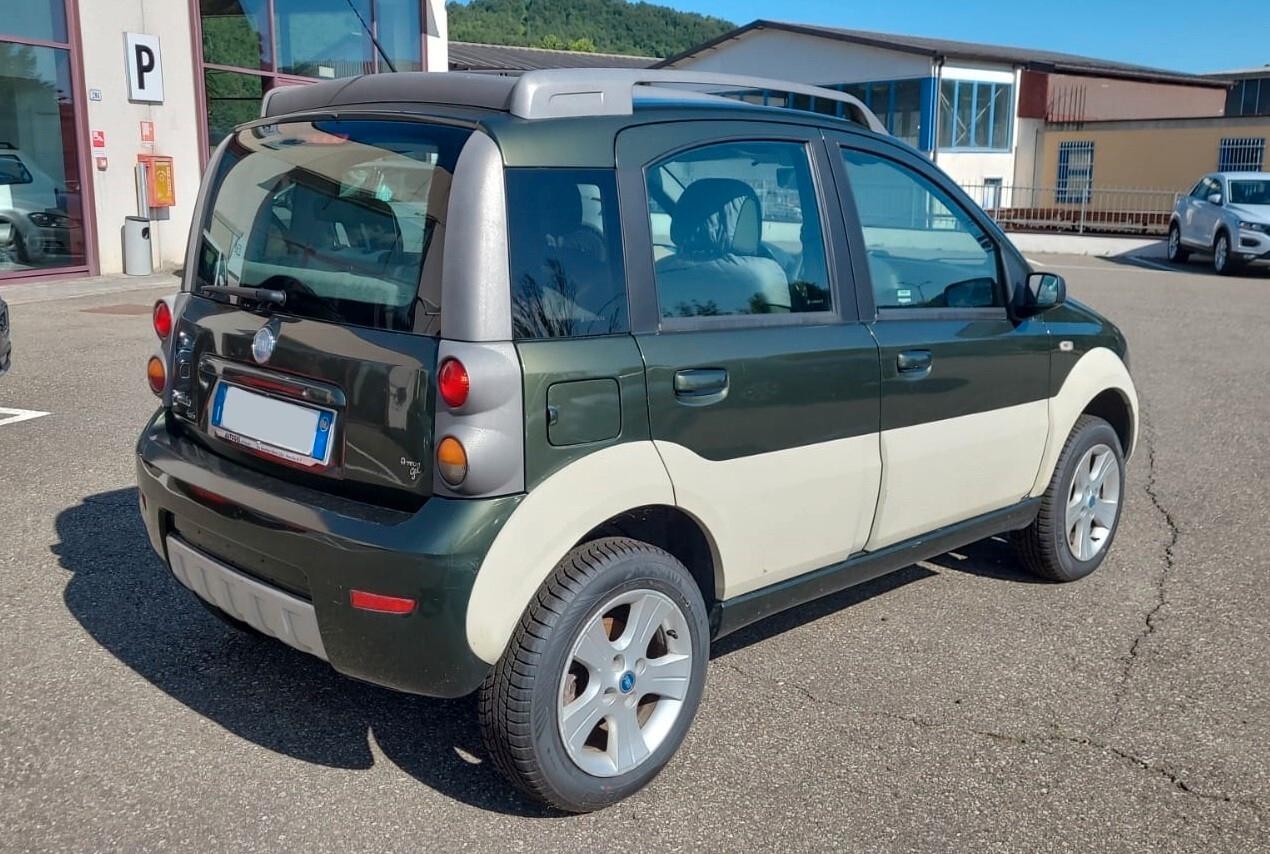 Fiat Panda 1.3 MJT 16V 4x4 Cross