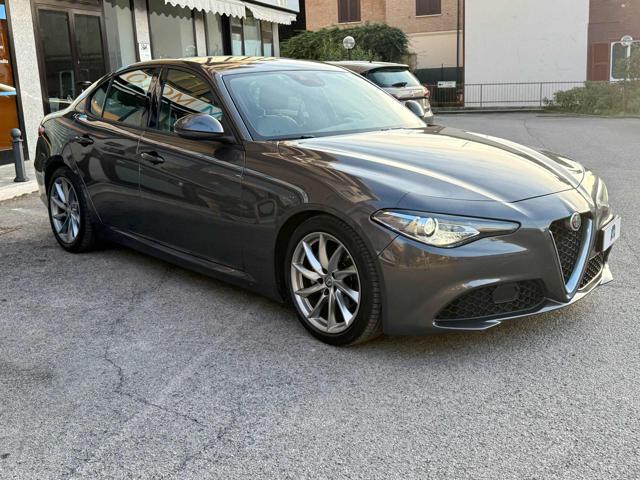 ALFA ROMEO Giulia 2.2 Turbodiesel 180 CV AT8 Business Sport Launch E