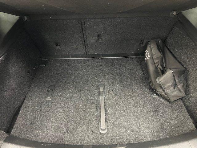 VOLVO V40 II - Cross Country 2.0 d2 my19